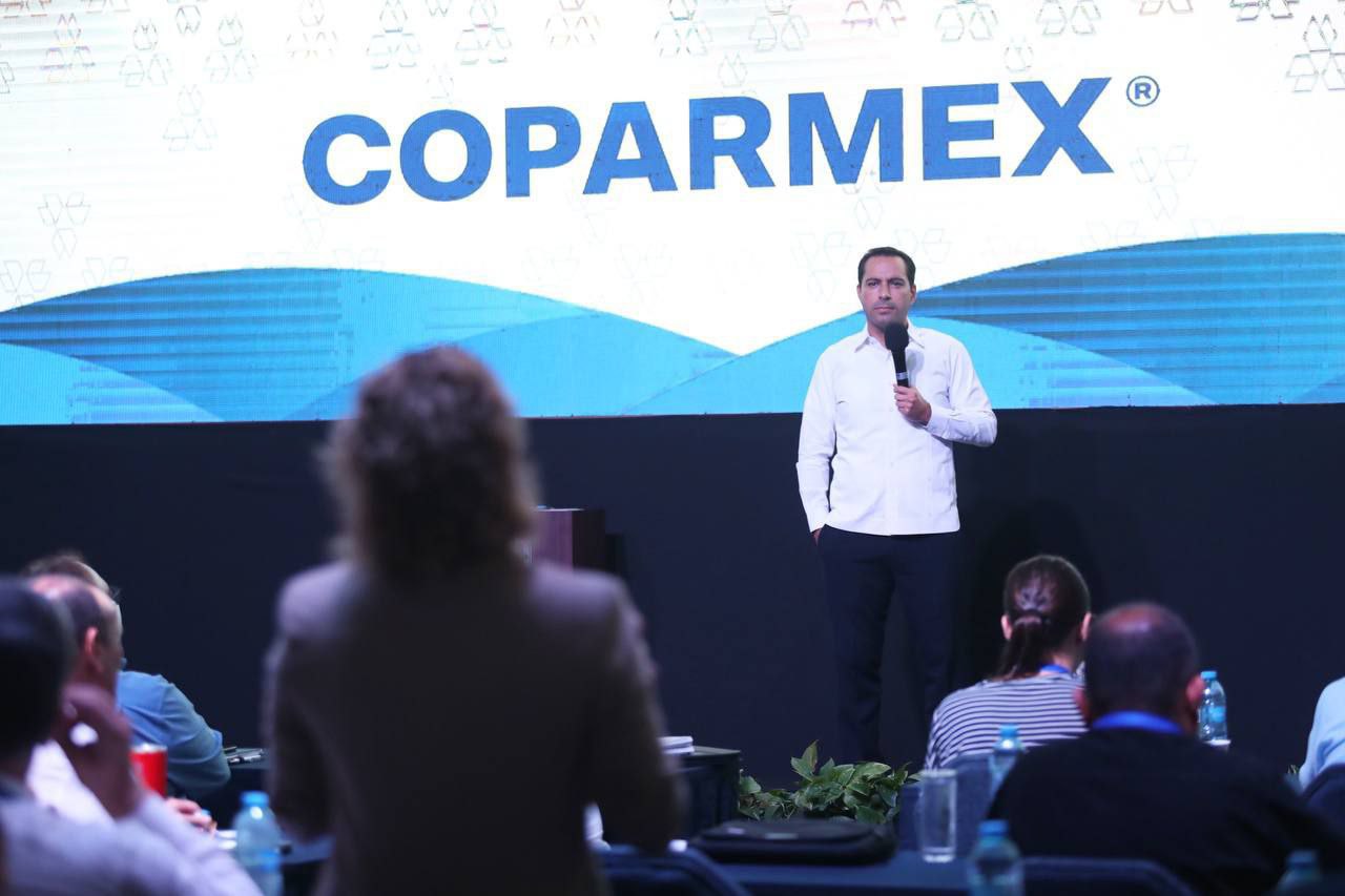 Ante empresarios de la Coparmex, Vila expone cómo se transformar a Yucatán