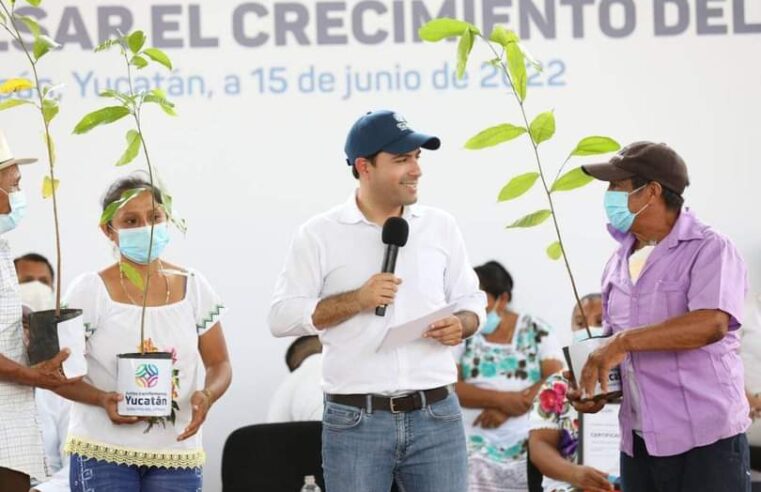 Con apoyos, el gobierno de Mauricio Vila transforma Yucatán y sus municipios