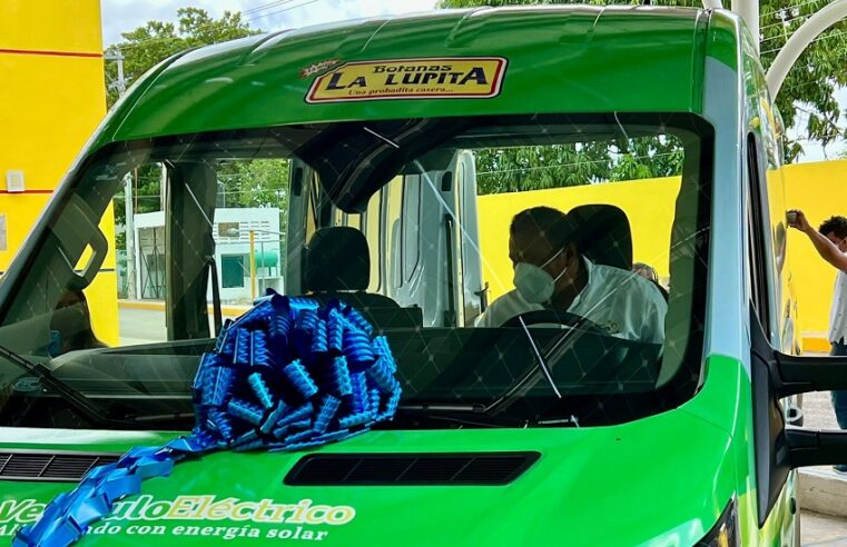 Grupo La Lupita adquiere camionetas eléctricas para distribuir sus productos