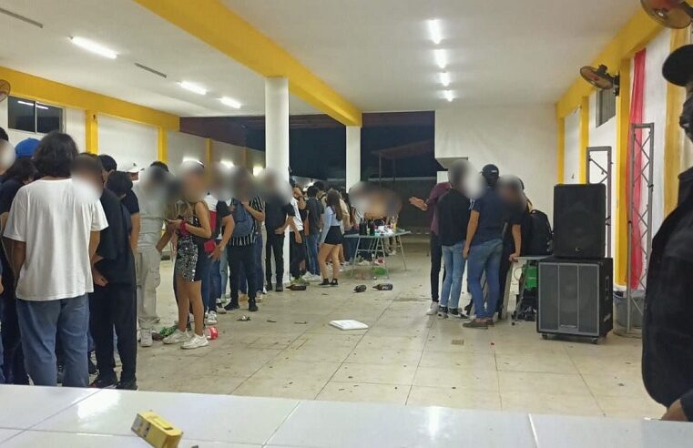 Clausuran en Kanasín fiesta clandestina con venta de drogas y alcohol a menores