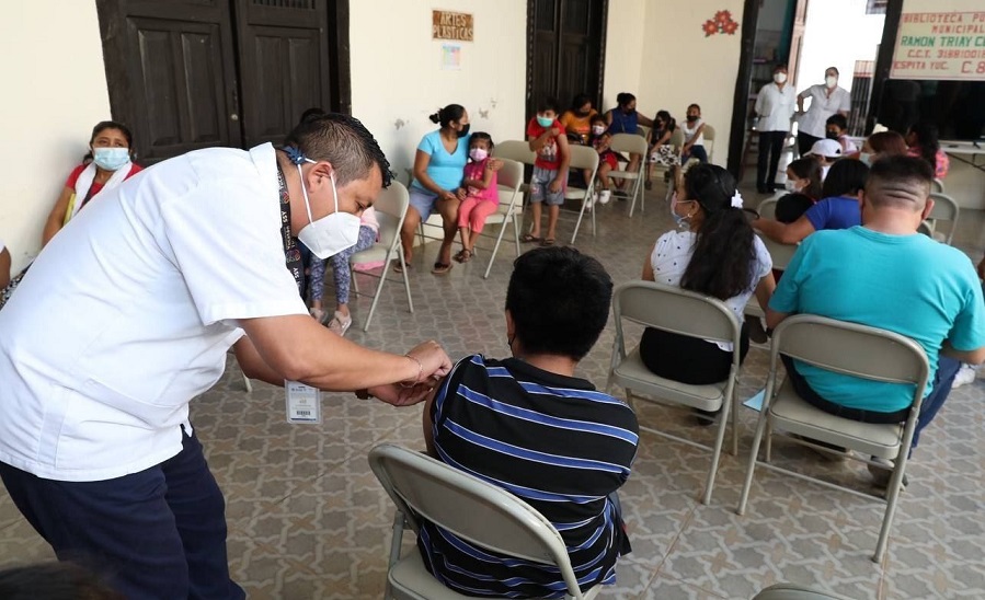 Hermanitos de Espita,  primeros yucatecos de 5 a 11 años con vacuna anticovid