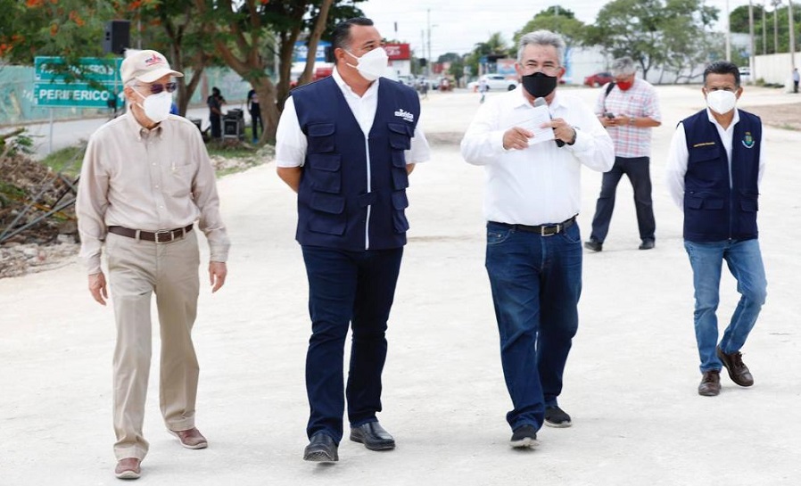 Supervisan construcción de una calle en la Emiliano Zapata Oriente