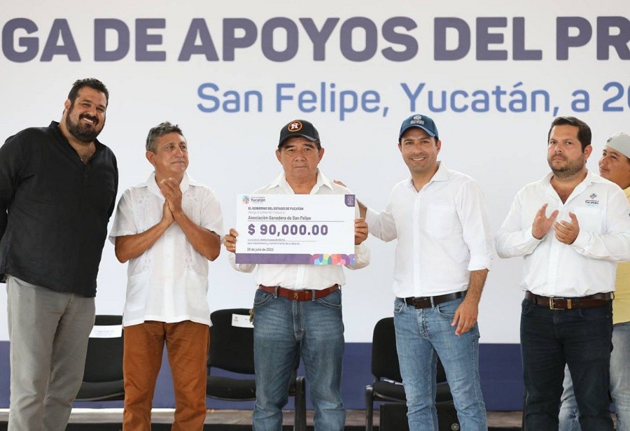 Mauricio Vila lleva apoyos a pescadores y al sector turístico de San Felipe