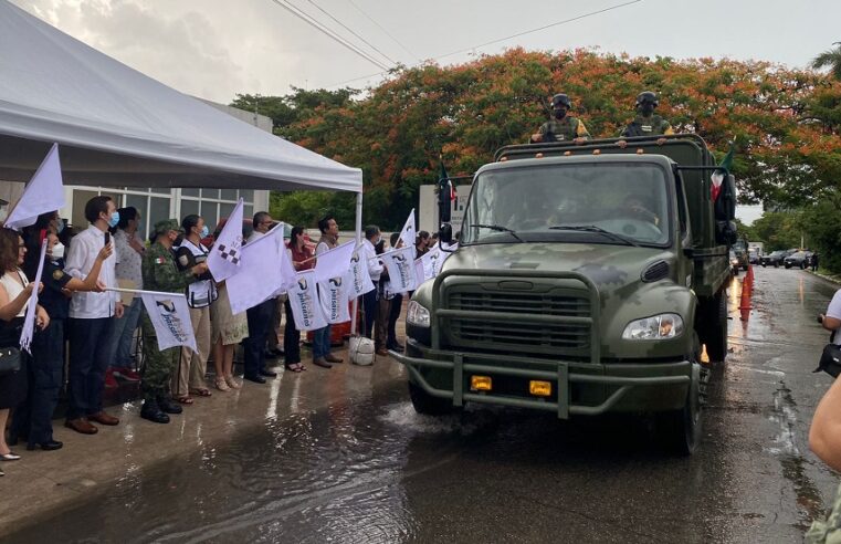 El Ejército cuida a migrantes que regresan a visitar a sus familias