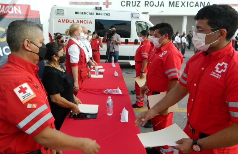 Se gradúan 43 técnicos en urgencias médicas de la Cruz Roja Yucatán