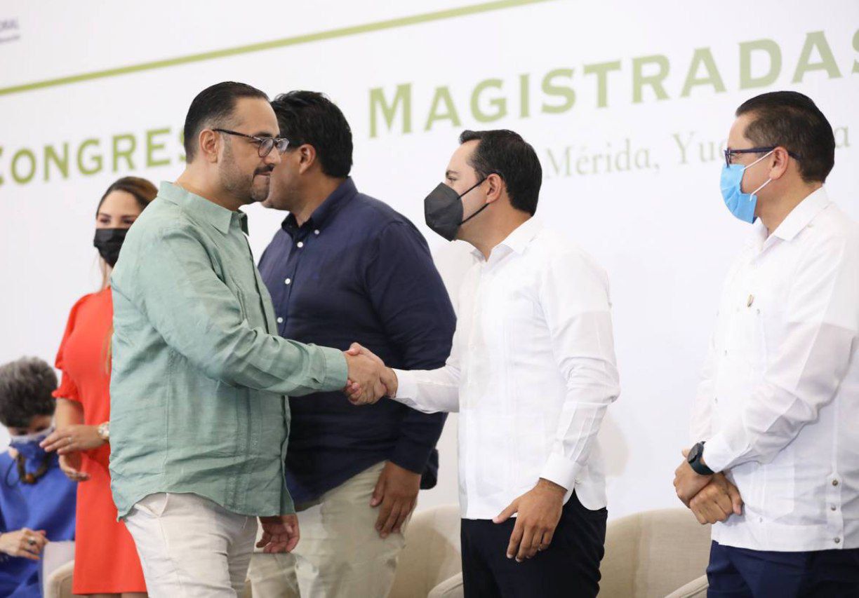 Inaugura Vila el Congreso de Magistradas y Magistrados Electorales