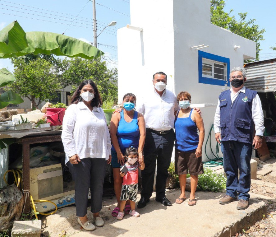 Entregan acciones de vivienda en la colonia San José Vergel