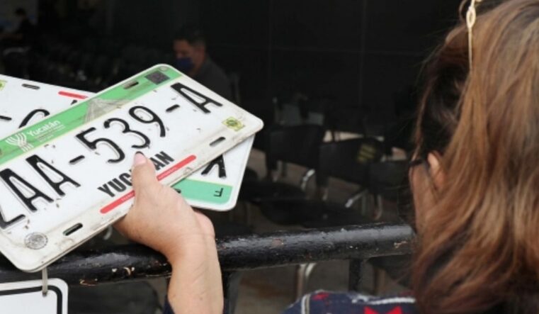 La SSP detendra por placas vencidas