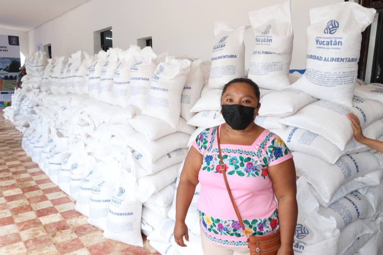 Gobierno de Yucatán continúa apoyando la alimentación de familias del interior estado 