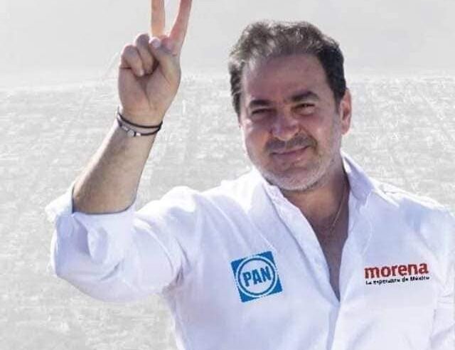 Amaga Julián Zacarías con cambiar de partido