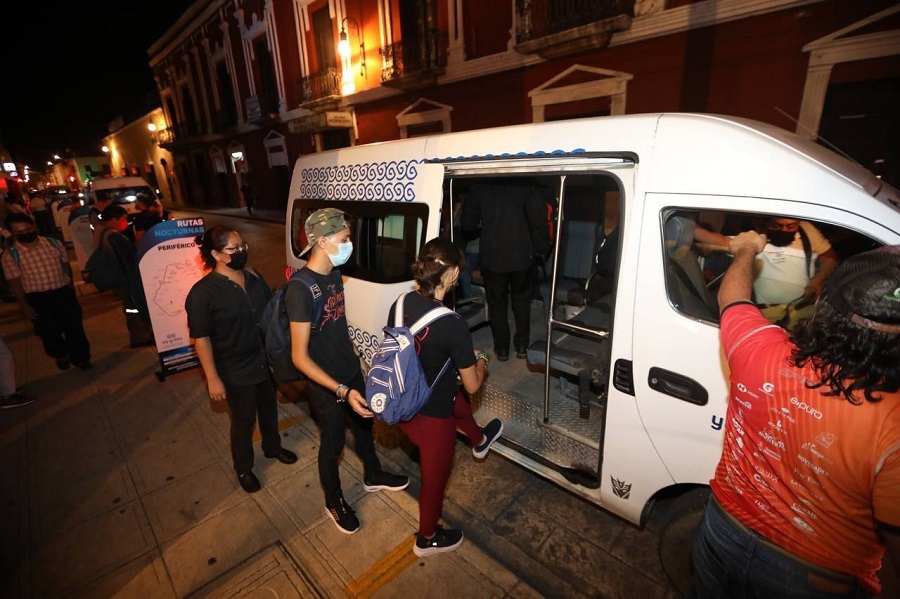 Arrancan las rutas nocturnas del transporte en Mérida