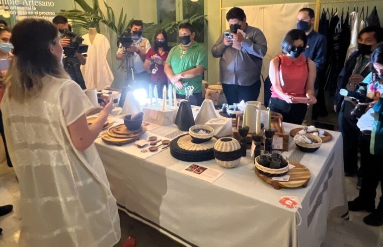 Ensamble Artesano presenta un avance de su nueva colección, en Casa Tho