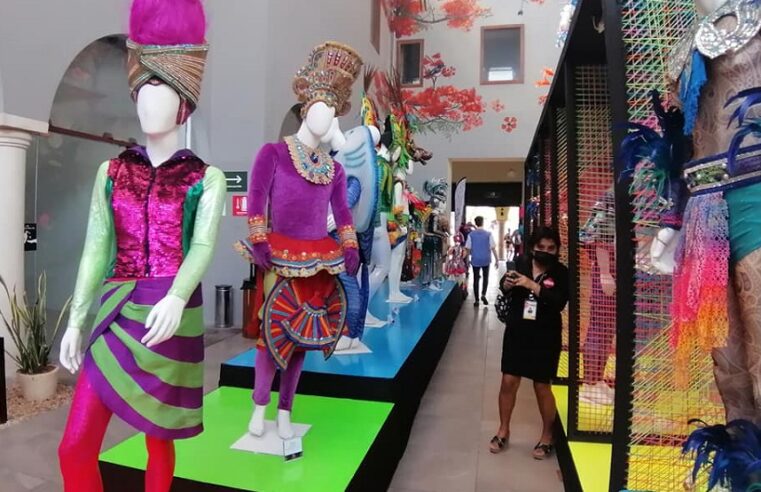 Llegó el Carnaval a las calles de Mérida… en pleno septiembre