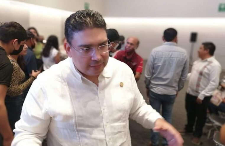 Exigen a Mauricio Sahuí que  defina si ya está en el PVEM o se queda en el PRI