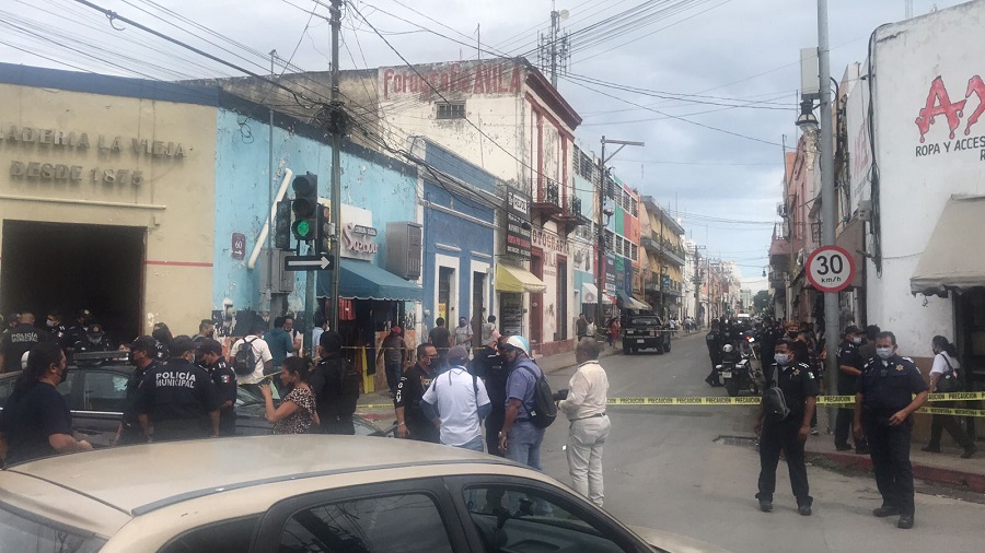 Se hace «harakiri» en plena calle, porque no lo dejan ver a su nieta