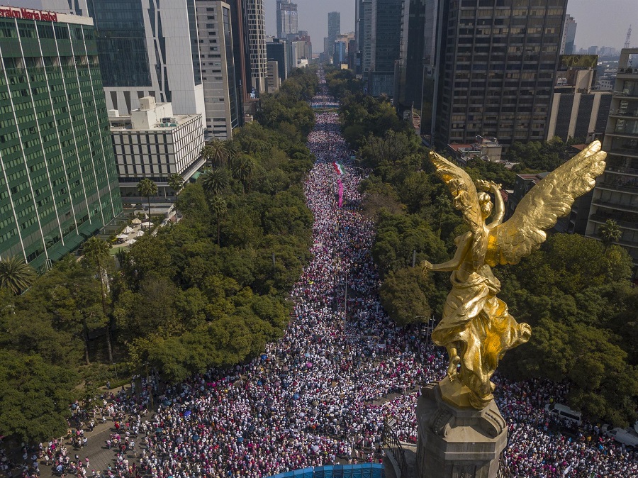 Millones de mexicanos llaman a defender el sistema electoral democrático