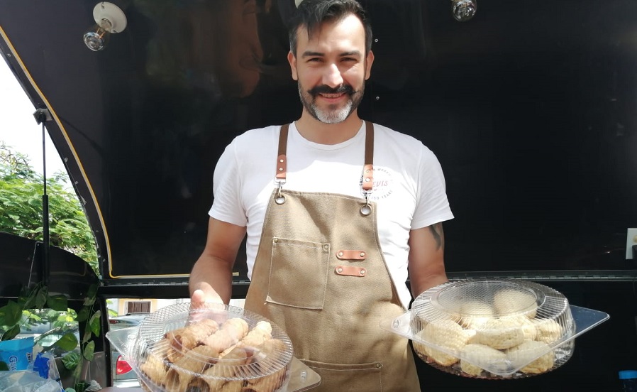 ¿Sin ganas de cocinar? En Exponectando comes rico y compras los regalos de Navidad