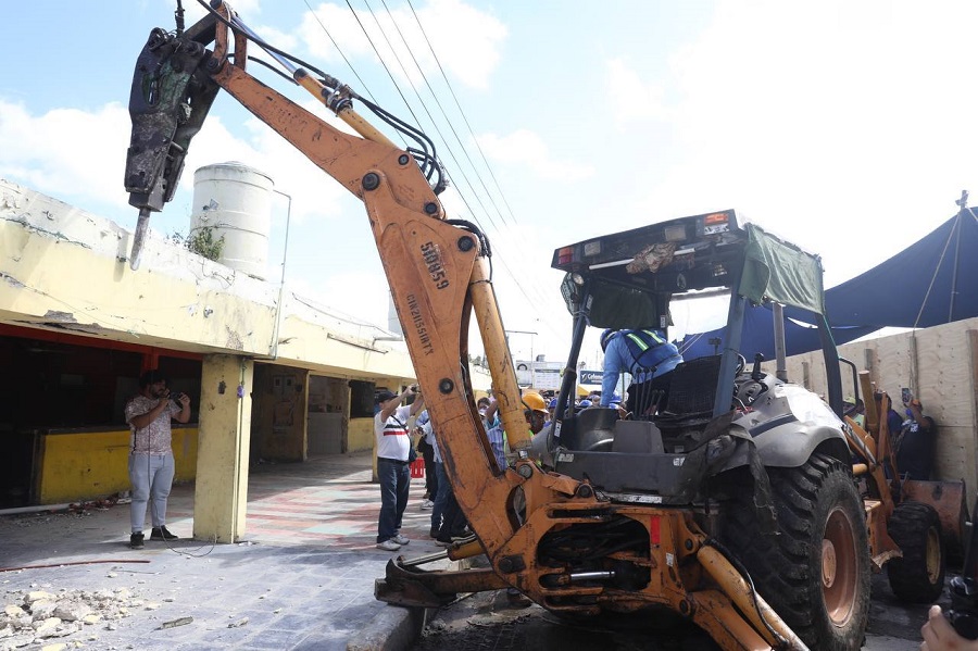 Vila cumple el compromiso de construir un nuevo mercado en Kanasín