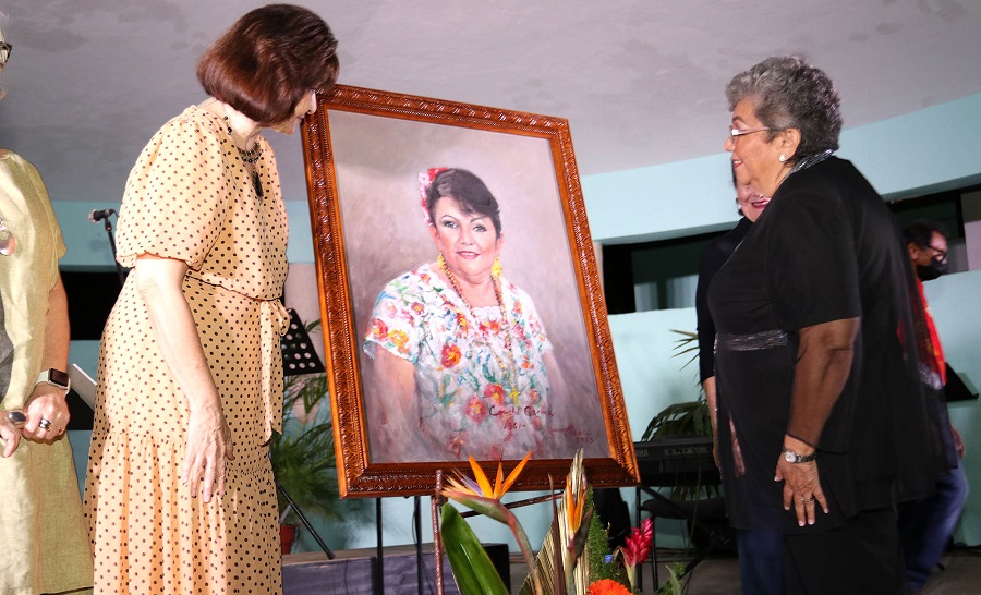 La compositora Conchi Garma ingresa al Museo de la Canción Yucateca