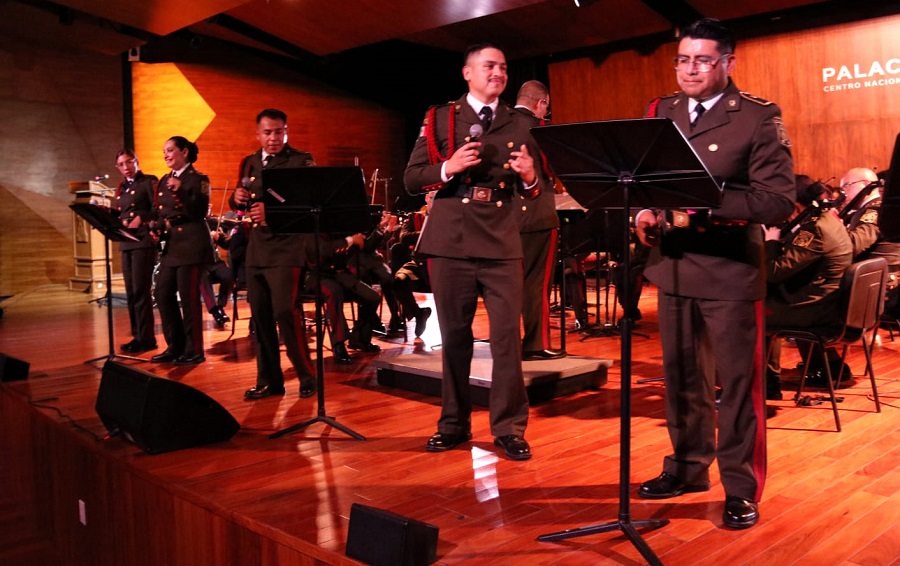 Gallardía y talento, en el concierto de la Sedena en el Palacio de la Música en Mérida