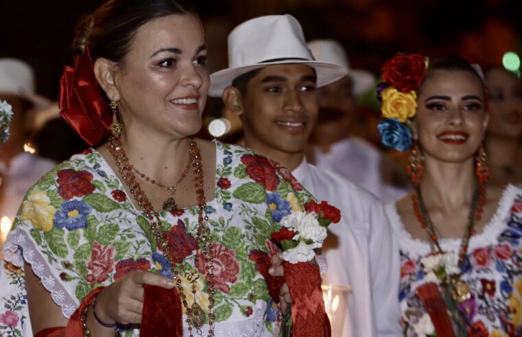 Cecilia Patrón felicita a los meridanos por construir una ciudad segura y feliz