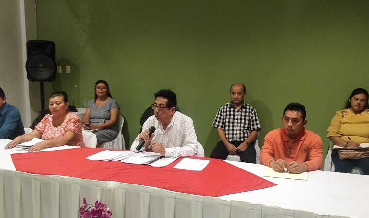 Líder sindical y su familia le cuestan a Yucatán 350 mil pesos al mes