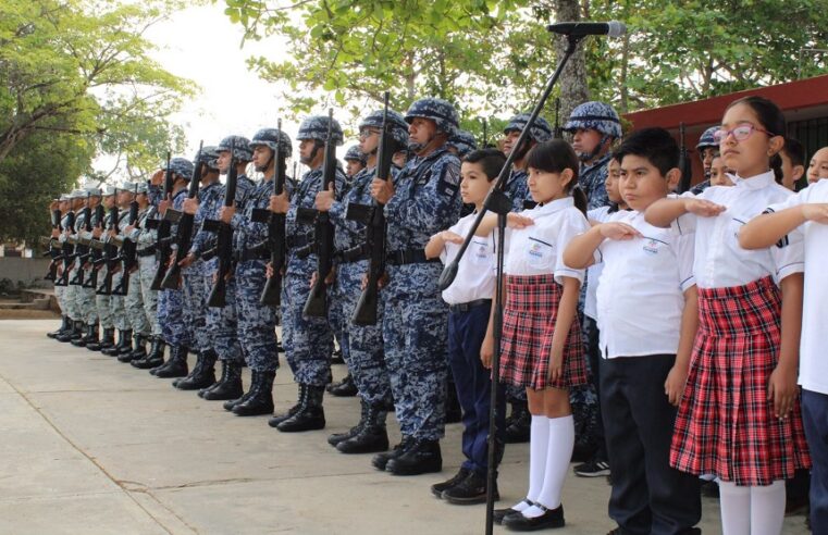 Comienzan en Yucatán los festejos por el mes de la bandera