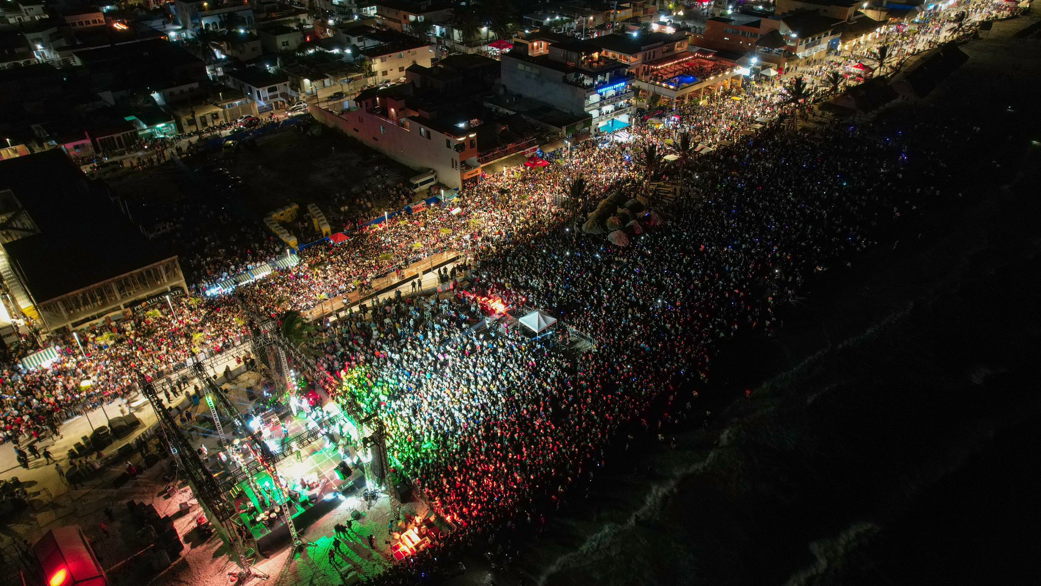 Se burla Zacarias de Renán Barrera y su «carnaval del monte»