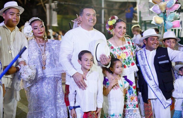 El Lunes Regional rinde homenaje a Jacarandoso, en Ciudad Carnaval Mérida 2023