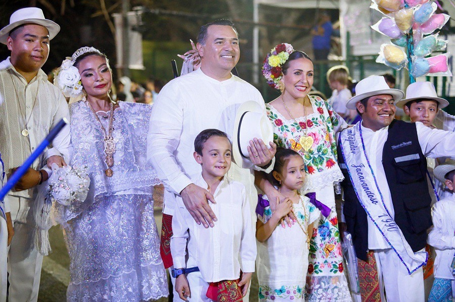 El Lunes Regional rinde homenaje a Jacarandoso, en Ciudad Carnaval Mérida 2023