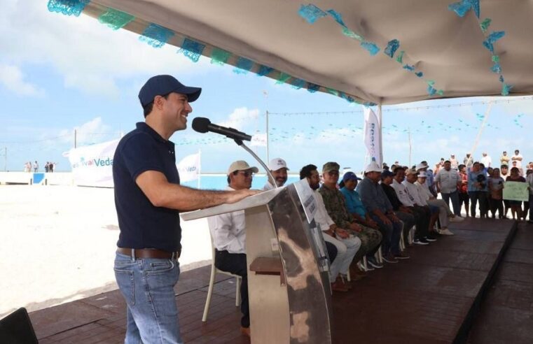 Mauricio Vila inaugura en Celestún el Festival de la Veda