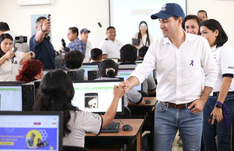 Supervisa Mauricio Vila el avance del programa Yucatán Digital