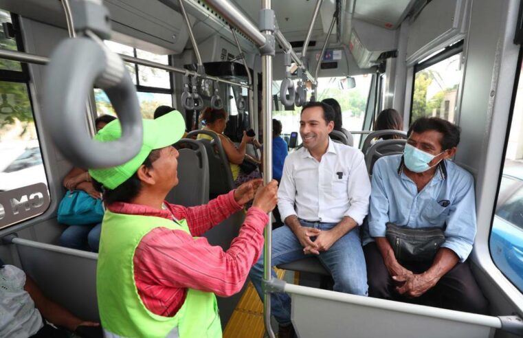 Mauricio Vila supervisa los nuevos autobuses del Circuito Metropolitano “Va y ven»