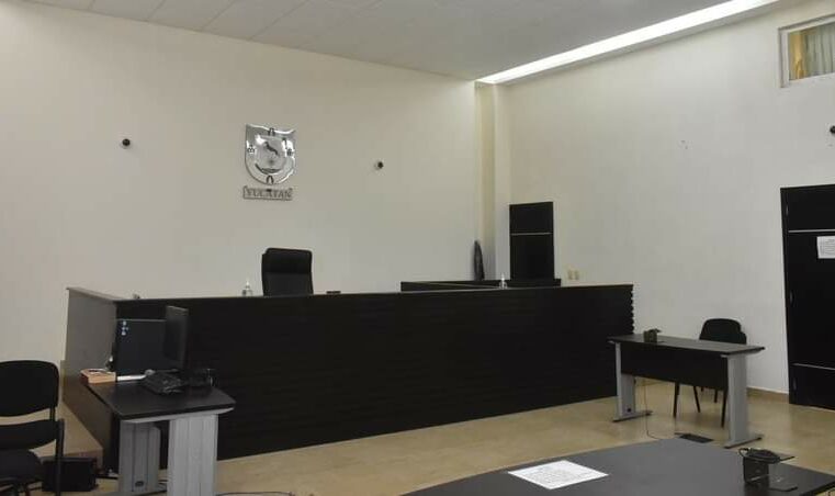 Con localizador por encubrir a su pareja que violaba a su hija y él se queda en prisión