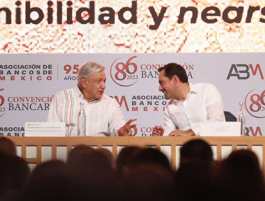 Mauricio Vila y AMLO inauguran en Mérida la 86 Convención Bancaria de México