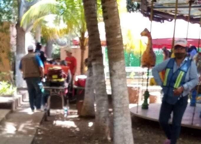 Descarrila el trenecito del Centenario, el zoológico de Mérida: tres lesionados