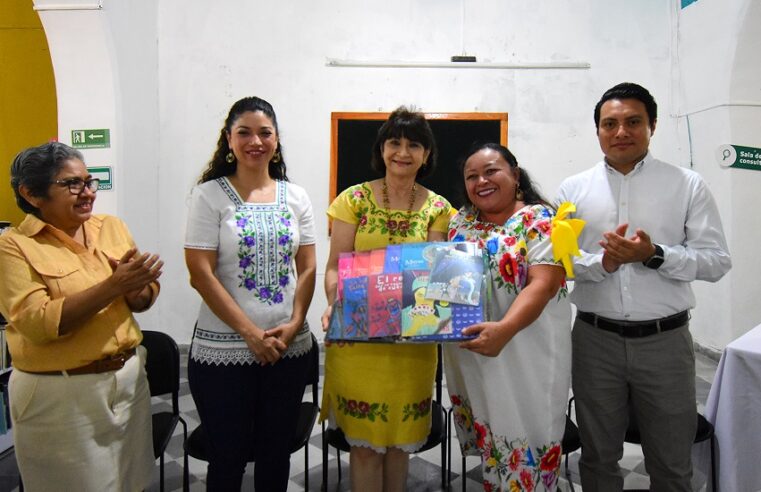 Aumentan los acervos de los mediadores de lectura de Yucatán