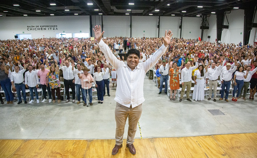 Rogerio Castro reúne a 5 mil personas en el inicio de los Foros Ciudadanos en Yucatán