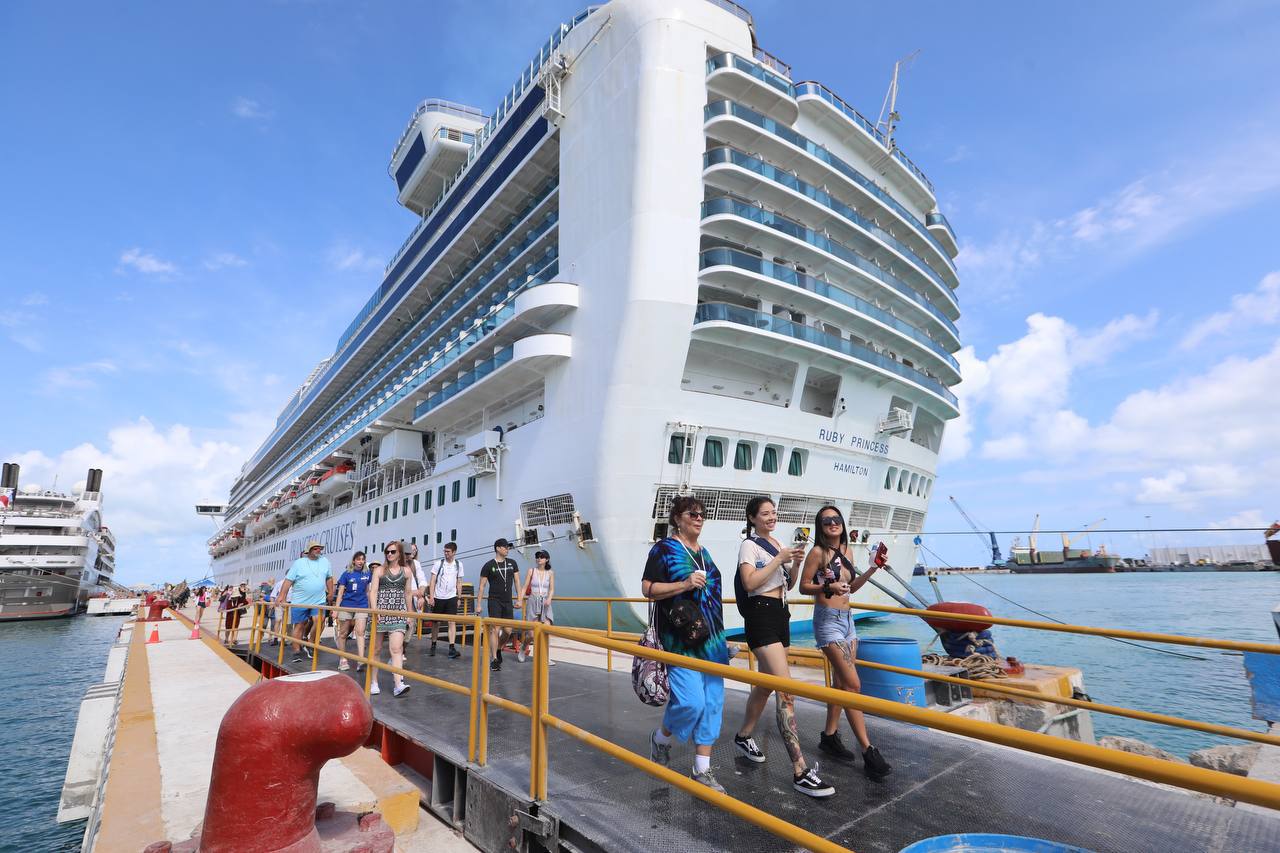 Yucatán recibe por primera ocasión la visita del crucero Ruby Princess