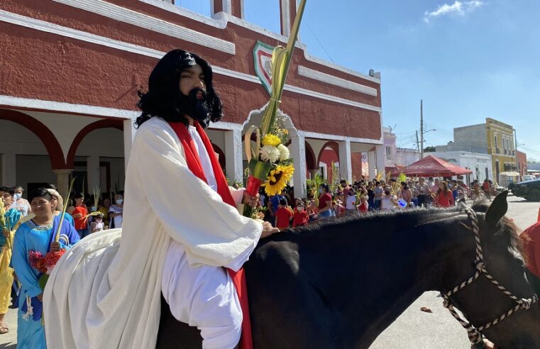 Con el Domingo de Ramos, comienza el vía crucis viviente de Baca