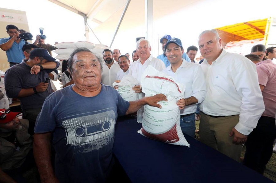 Mauricio Vila encabeza el inicio del programa Fertilizantes para el Bienestar en Yucatán