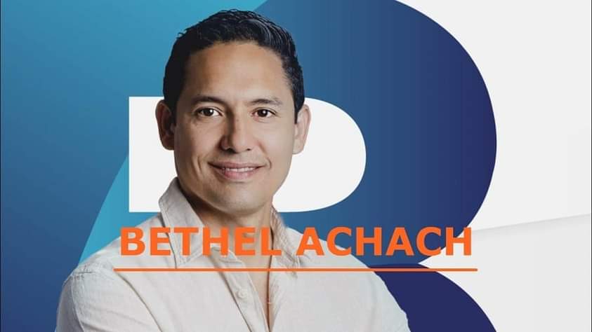 Detienen a Bethel Achach, director del Conalep I, por no mantener a sus hijos