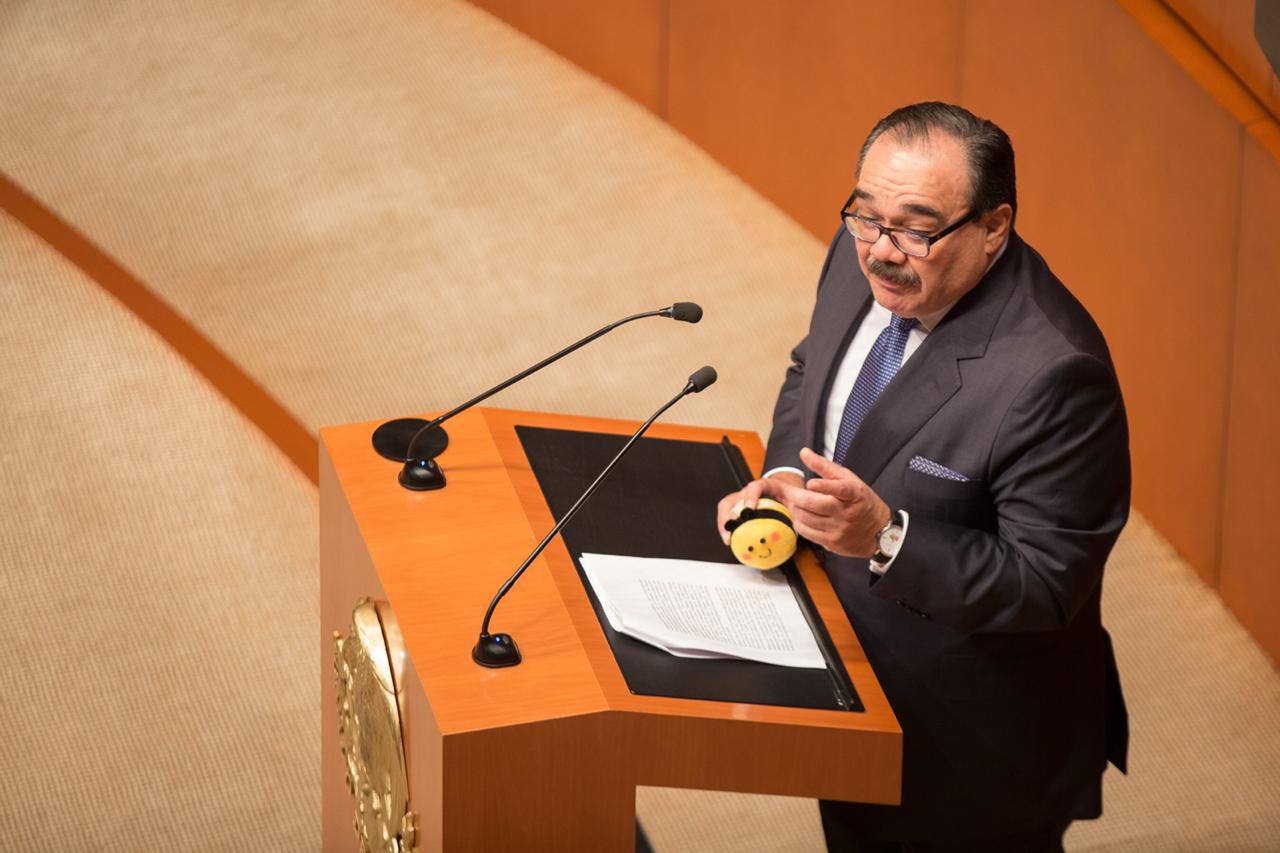 Ramírez Marín firme defensor de las abejas