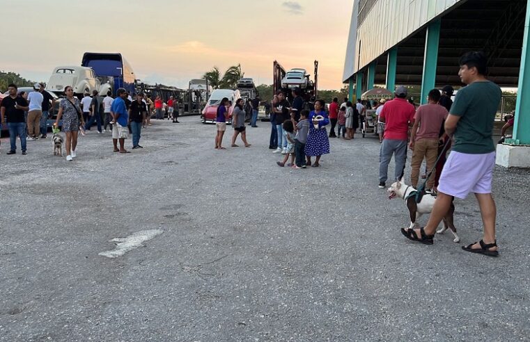 Calientan motores en Ciudad del Carmen los autos clásicos del Rally Maya