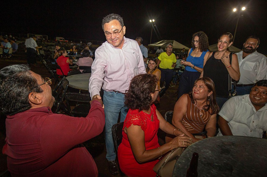 Maestros dejan con mesas vacías el festejo de Libo en Izamal