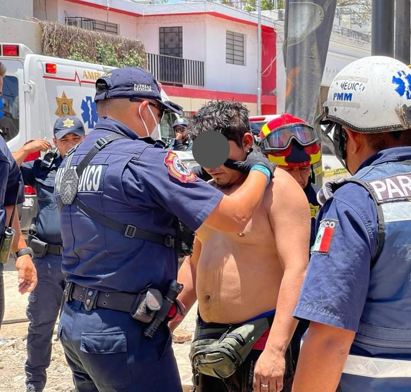 Exitoso rescate de trabajador que cayó a un pozo pluvial de 10 metros