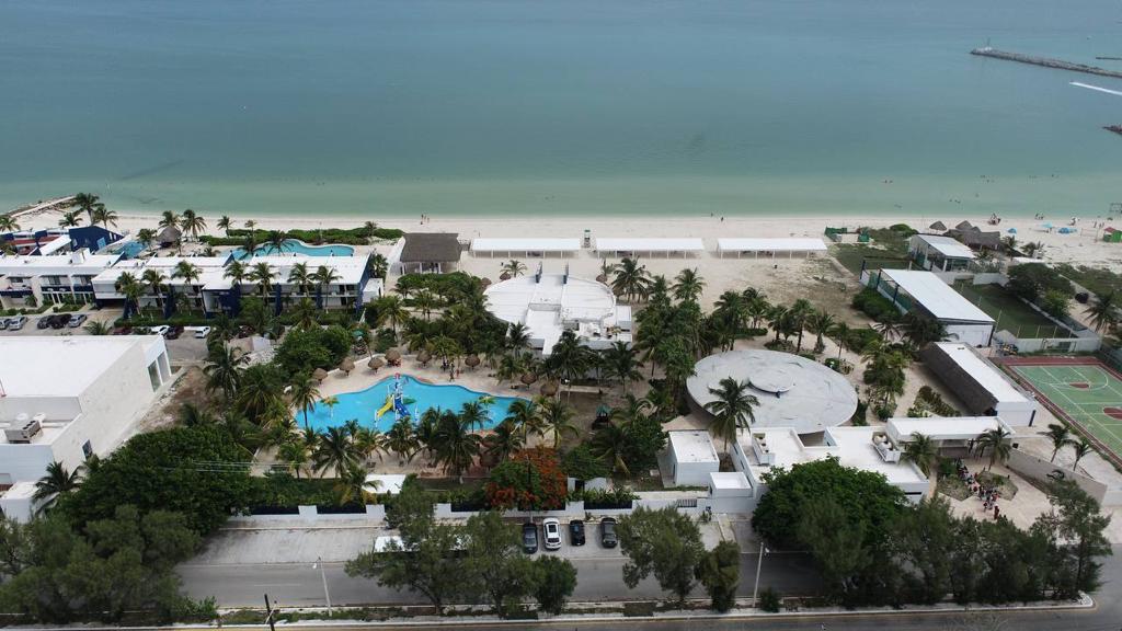 El balneario del Isstey en el puerto de Yucalpetén recibe de nuevo