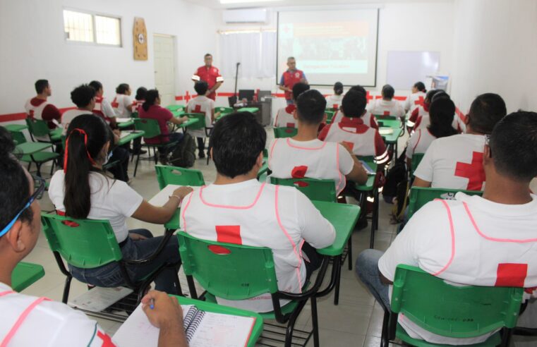 La Cruz Roja capacita a voluntarios sobre riesgos de desastres