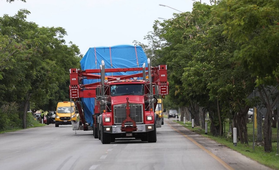 Llegan un generador y un rotor para la nueva planta de ciclo combinado de la CFE