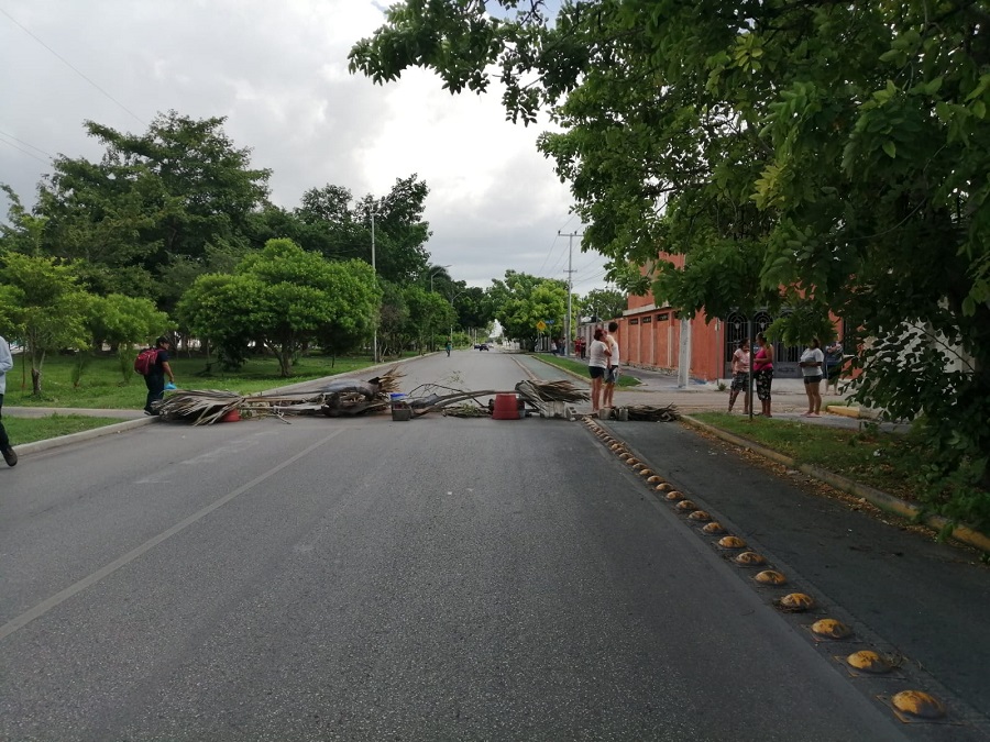 La CFE deja sin electricidad todo el fin de semana a Jardines de Yucalpetén